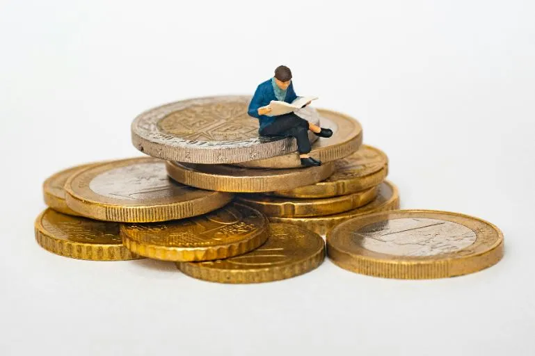 Study and Earn: Smart Ways for Students Now